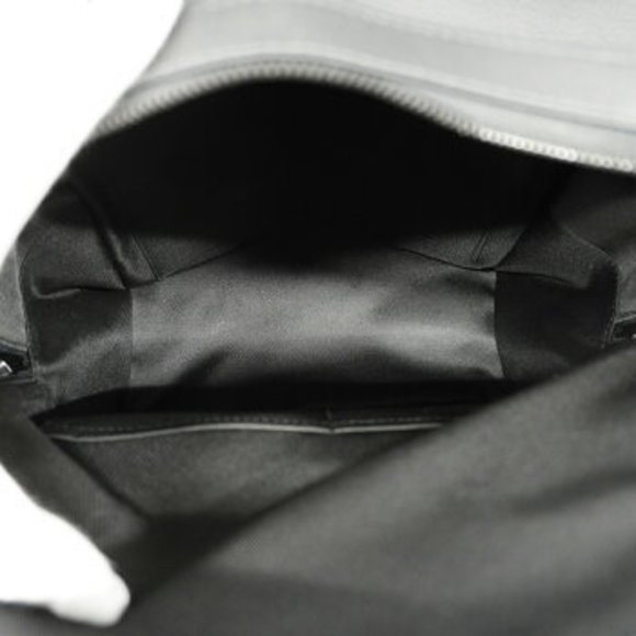 Louis Vuitton Aerogram Backpack - Picture 4 of 7